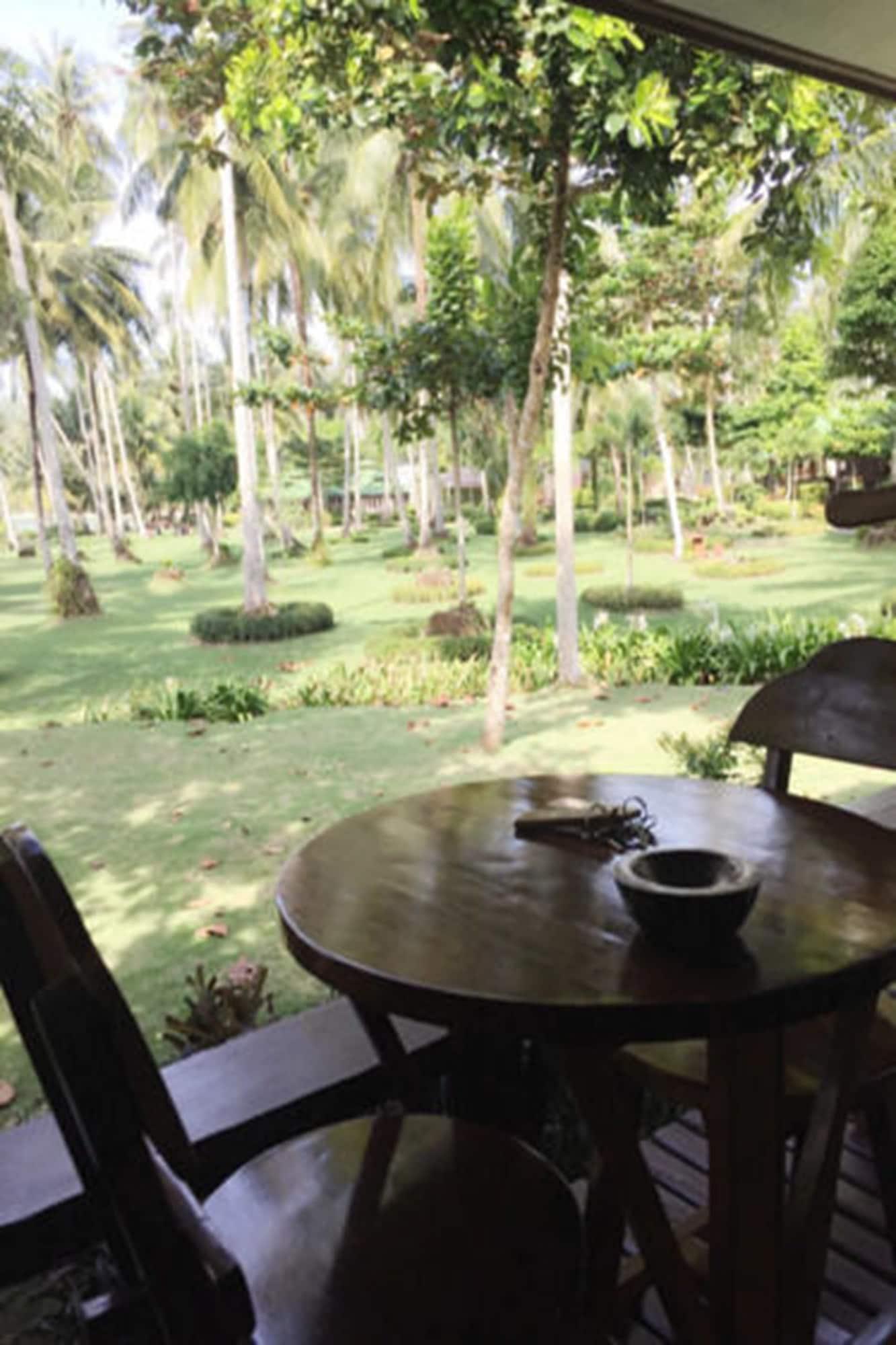 Dusita Koh Kood Resort Ko Kut Exterior photo