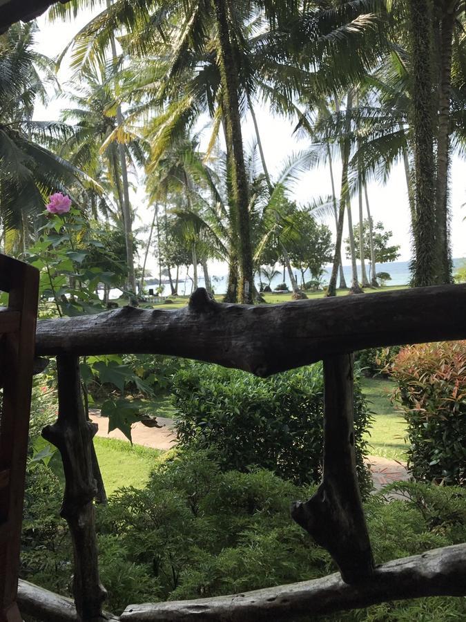 Dusita Koh Kood Resort Ko Kut Exterior photo